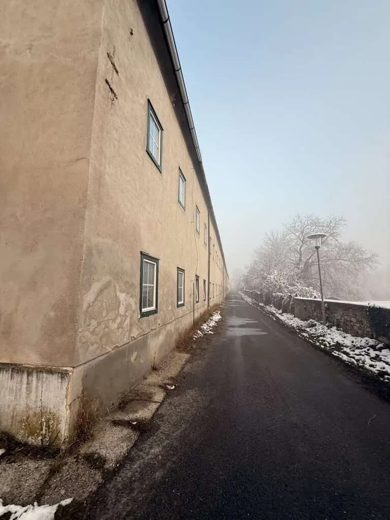 Gewerbeimmobilie kaufen in Wiener Neustadt Land – 685 m², € 670.000 – Bild 3 von 17