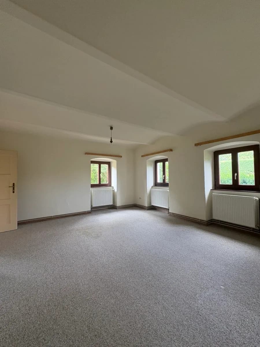 3-Zimmer-Haus mieten in Neunkirchen – 60 m², € 890 – Bild 5 von 13