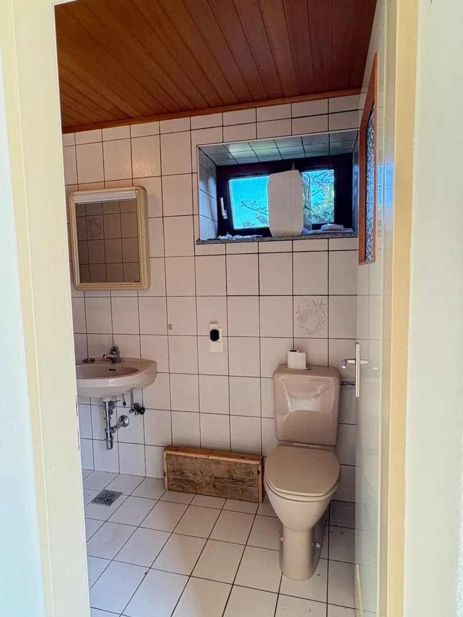 3-Zimmer-Haus mieten in Neunkirchen – 60 m², € 890 – Bild 12 von 13