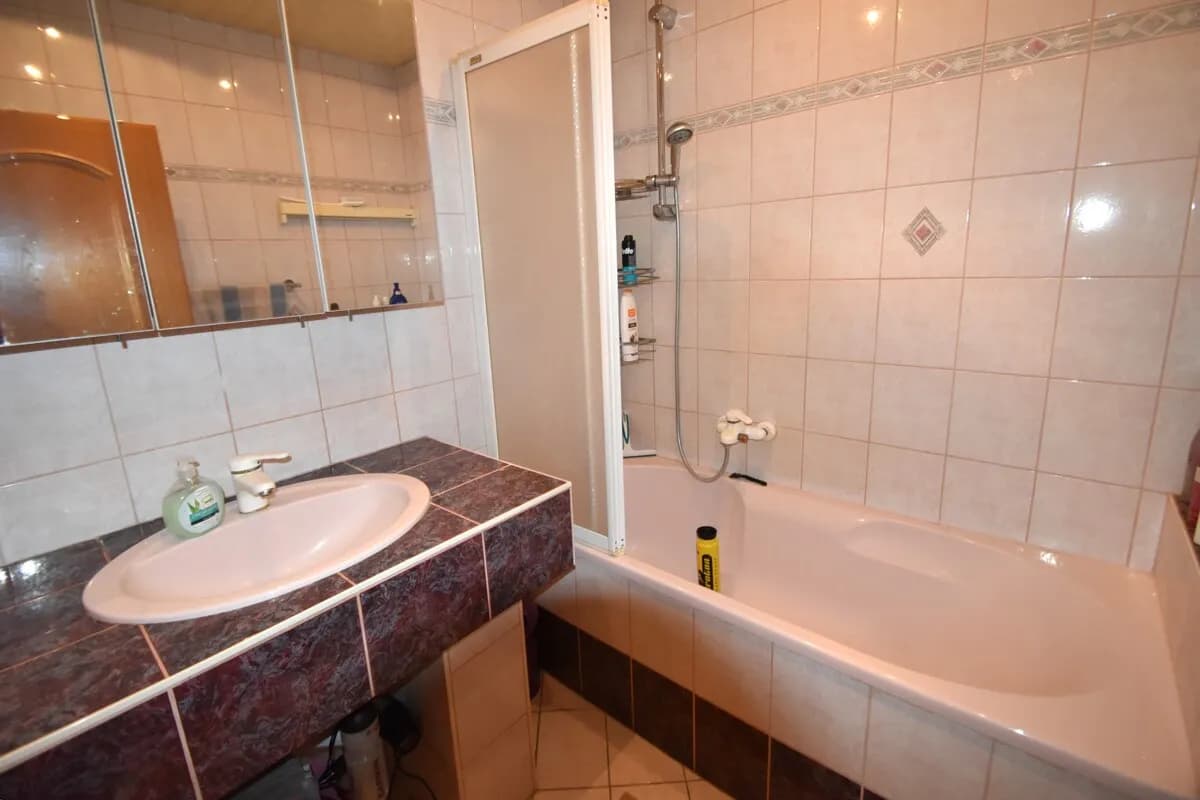 4-Zimmer-Wohnung kaufen in Perg – 130 m², € 246.000 – Bild 9 von 13