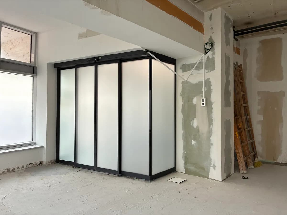 Gewerbeimmobilie mieten in Mödling – 185 m², € 17 – Bild 3 von 4