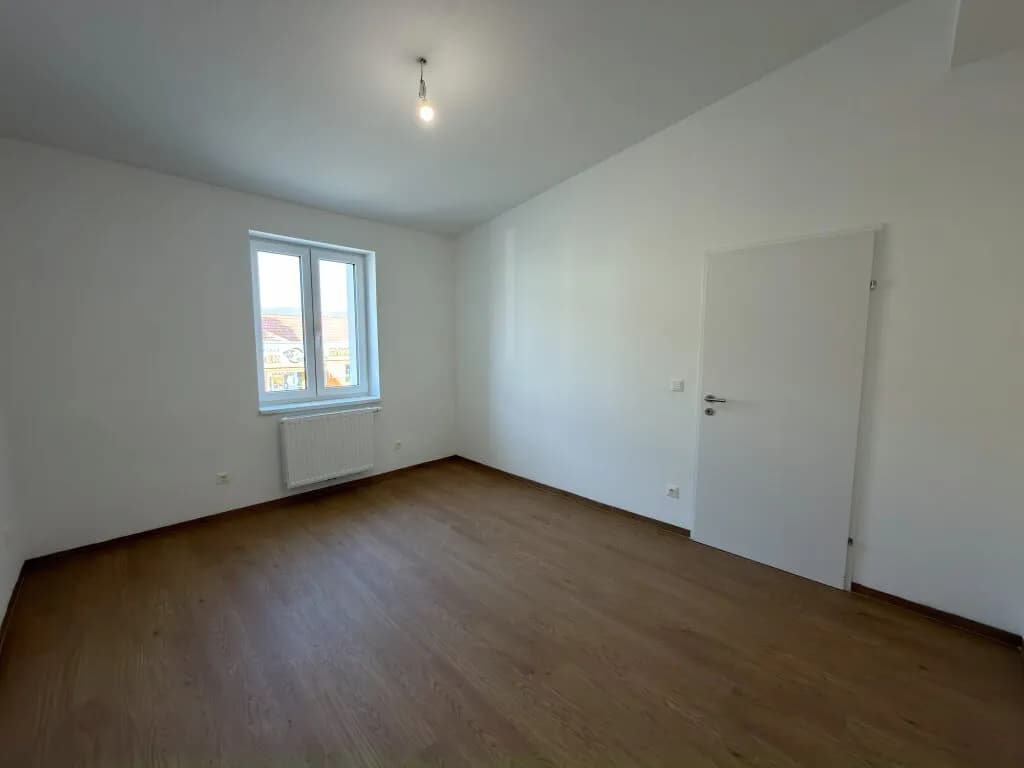 Gewerbeimmobilie kaufen in Neunkirchen – 398 m², € 689.000 – Bild 6 von 25