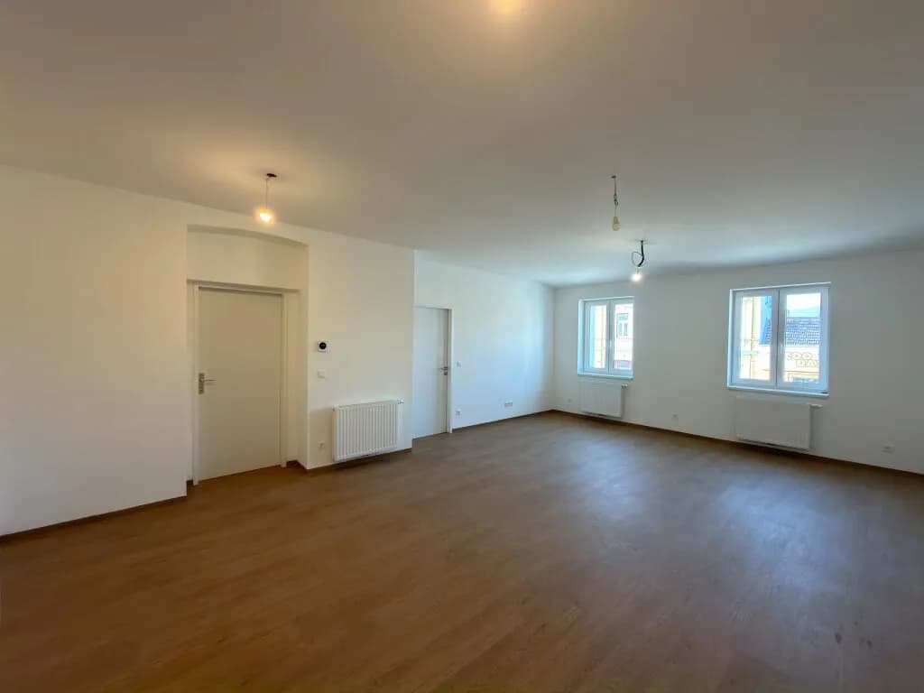 Gewerbeimmobilie kaufen in Neunkirchen – 398 m², € 689.000 – Bild 8 von 25