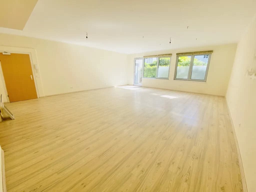 2-Zimmer-Gewerbeimmobilie mieten in Wien – 137,71 m², € 1.295