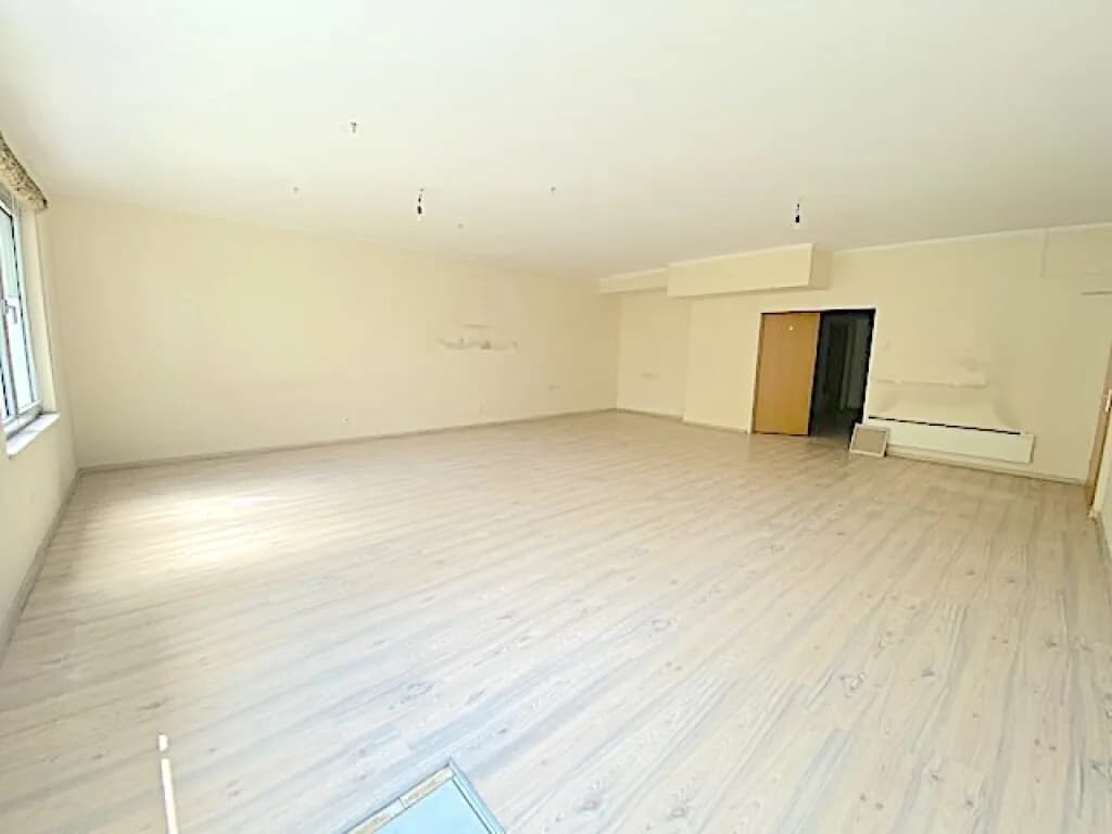 2-Zimmer-Gewerbeimmobilie mieten in Wien – 137,71 m², € 1.295 – Bild 8 von 25