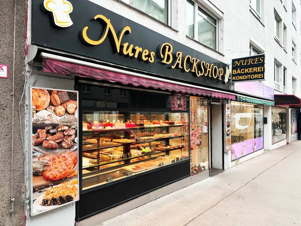 Gewerbeimmobilie kaufen in Wien – 7 476 m², € 399.000