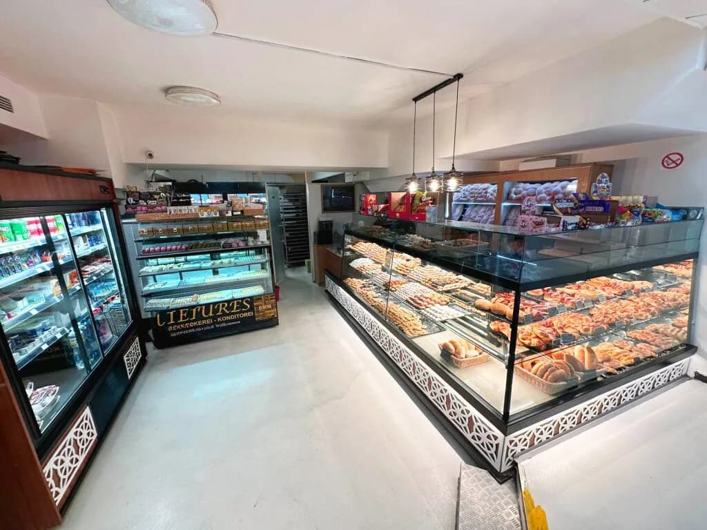 Gewerbeimmobilie kaufen in Wien – 7 476 m², € 399.000 – Bild 2 von 3