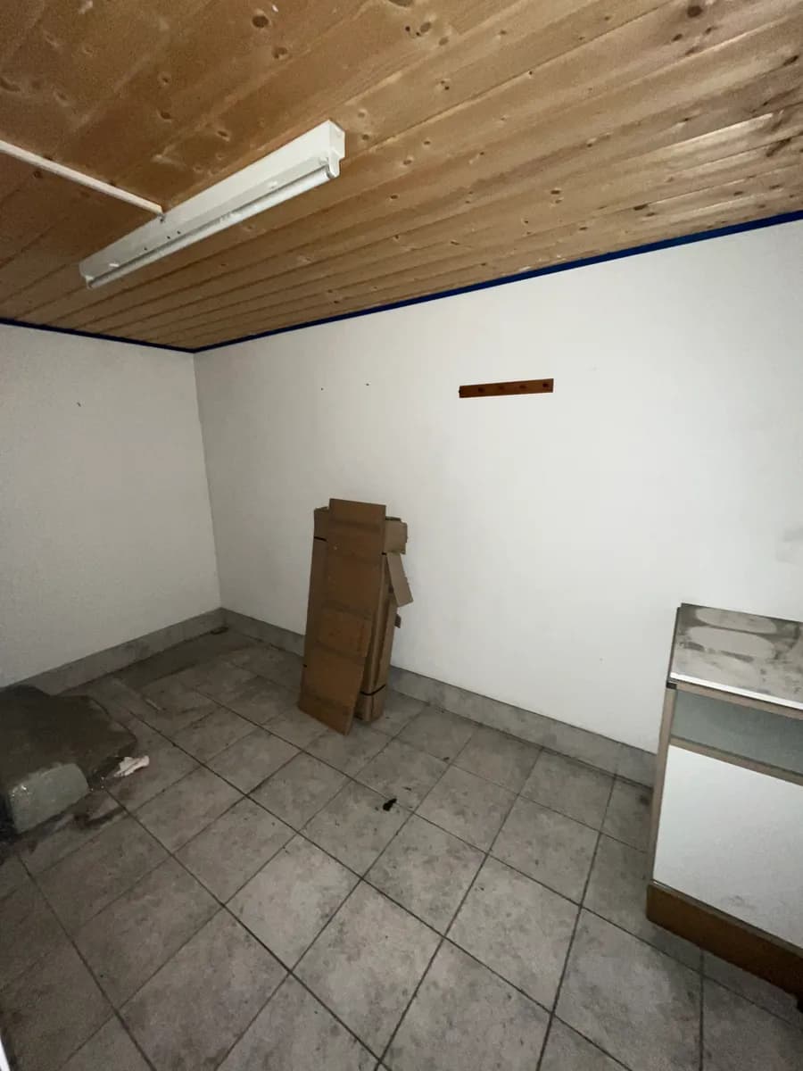 Gewerbeimmobilie mieten in Bruck-Mürzzuschlag – 1 307 m², € 4 – Bild 37 von 65