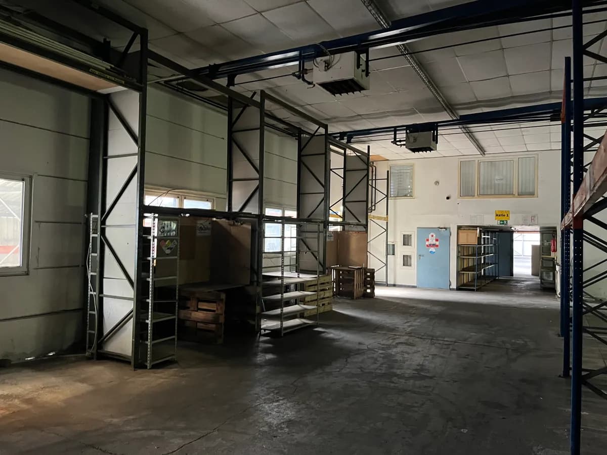 Gewerbeimmobilie mieten in Bruck-Mürzzuschlag – 1 307 m², € 4 – Bild 50 von 65