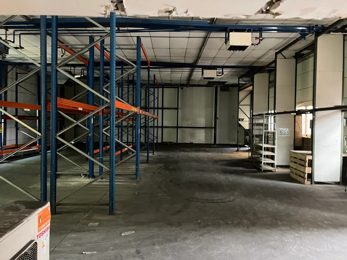 Gewerbeimmobilie mieten in Bruck-Mürzzuschlag – 1 307 m², € 4 – Bild 51 von 65