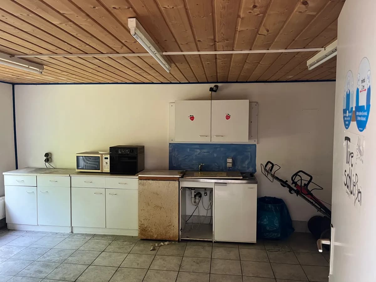 Gewerbeimmobilie mieten in Bruck-Mürzzuschlag – 1 307 m², € 4 – Bild 62 von 65