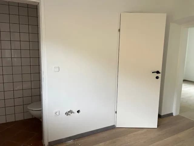 3-Zimmer-Wohnung kaufen in Neunkirchen – 51 m², € 70.000 – Bild 2 von 20