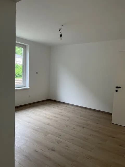 3-Zimmer-Wohnung kaufen in Neunkirchen – 51 m², € 70.000 – Bild 10 von 20