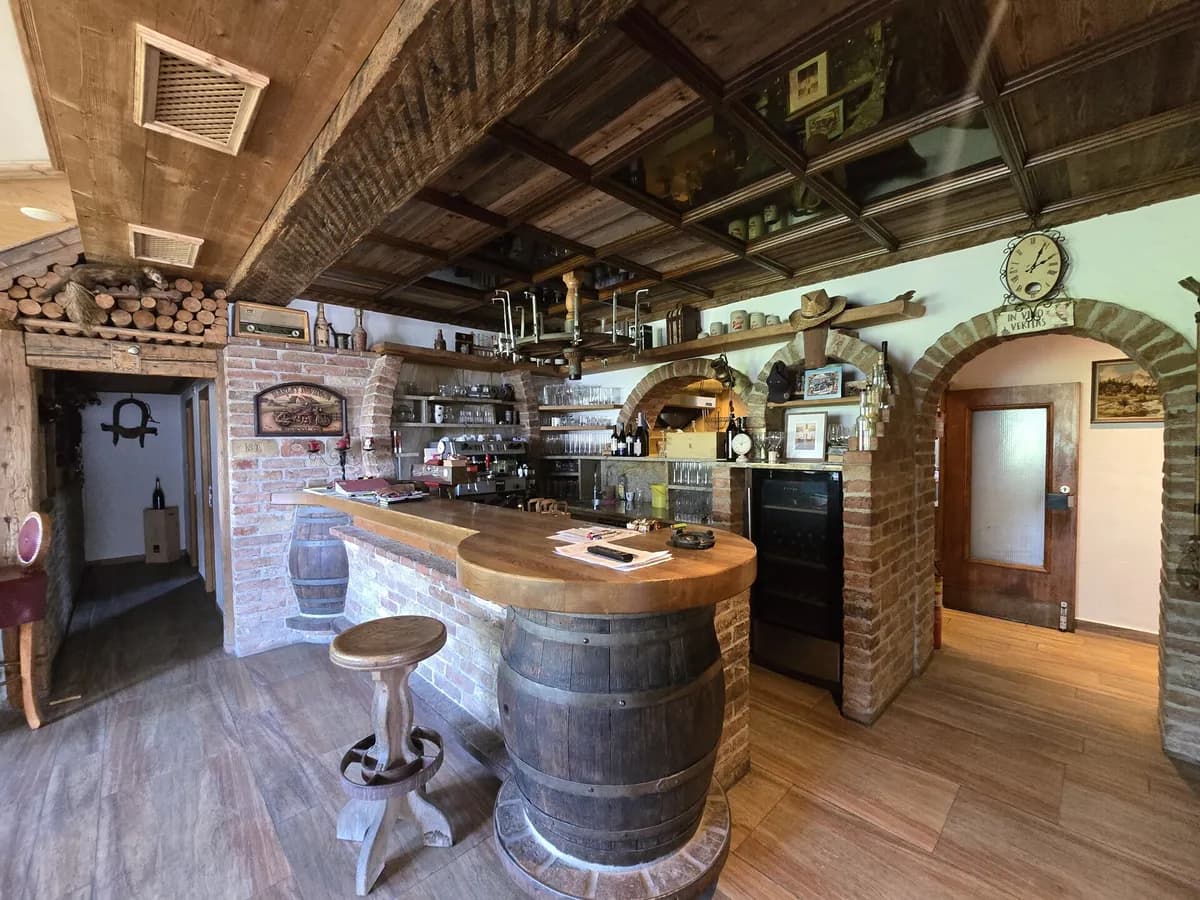 Gewerbeimmobilie kaufen in Kitzbühel – 139 m², € 520.000 – Bild 2 von 11