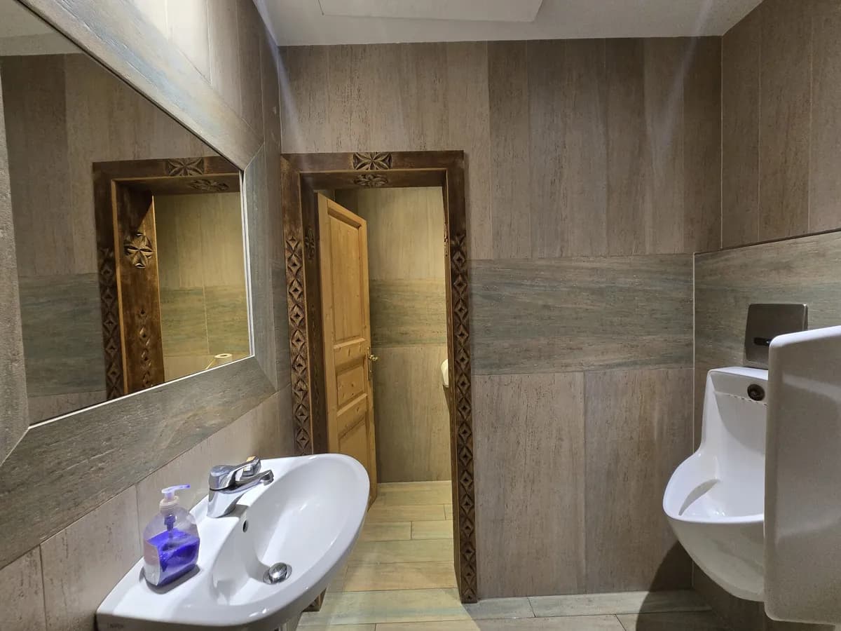 Gewerbeimmobilie kaufen in Kitzbühel – 139 m², € 520.000 – Bild 6 von 11