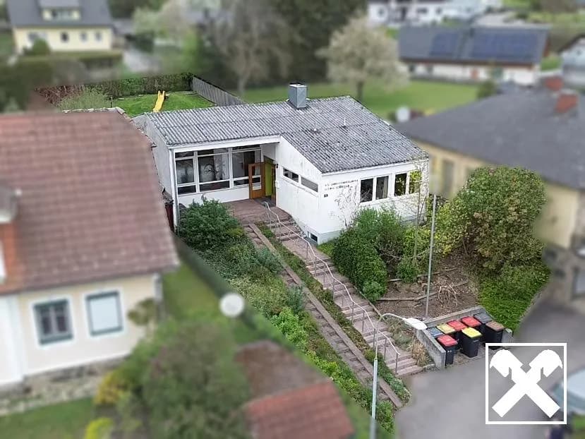 4-Zimmer-Haus kaufen in Melk – 187 m², € 159.000 – Bild 1 von 31
