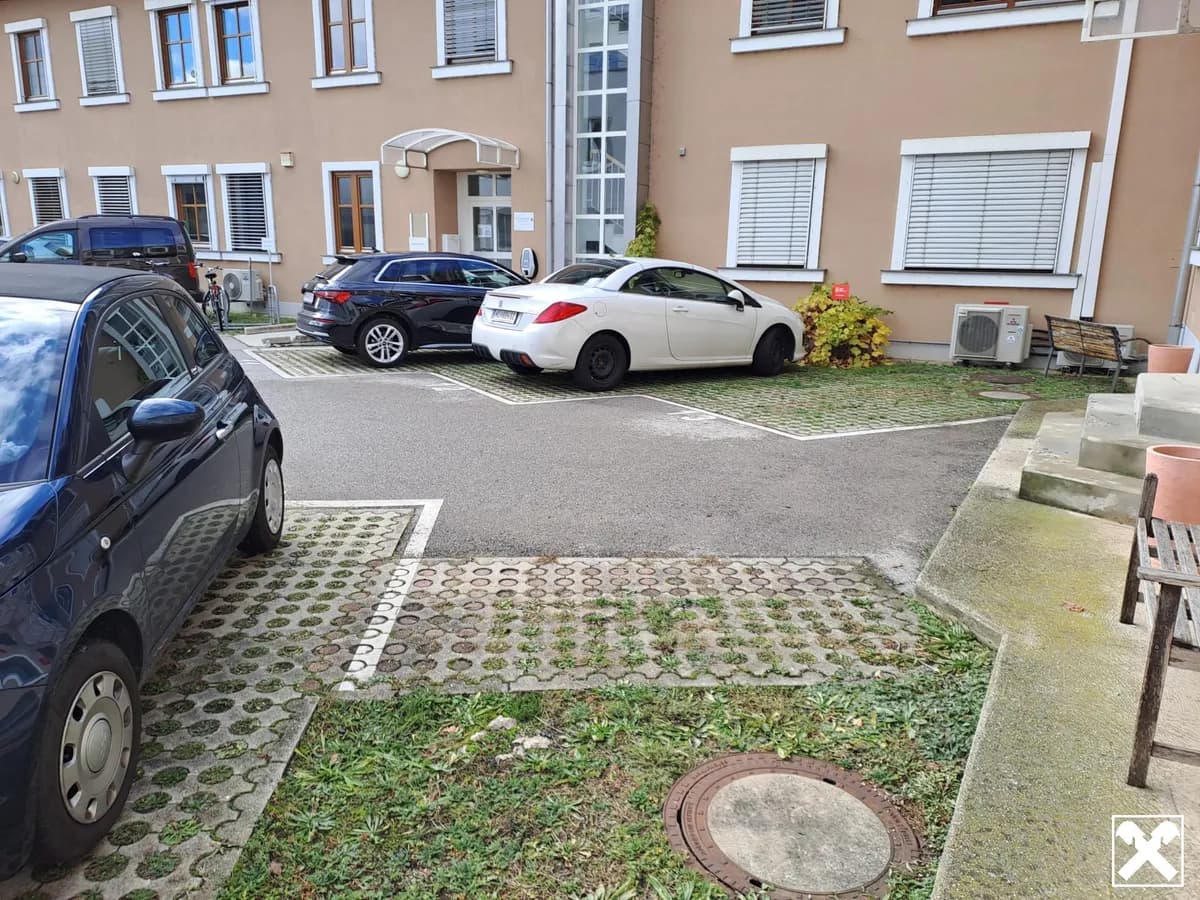 6-Zimmer-Gewerbeimmobilie mieten in Baden – 140 m², € 1.985 – Bild 10 von 10