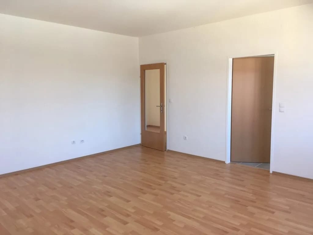 4-Zimmer-Wohnung mieten in Neunkirchen – 100 m², € 1.087 – Bild 5 von 10