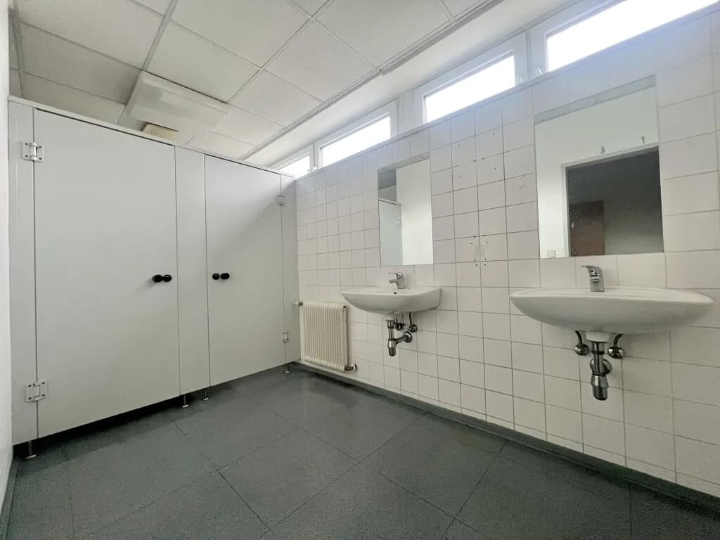 10-Zimmer-Gewerbeimmobilie mieten in Wien – 580 m², € 5.918 – Bild 9 von 17