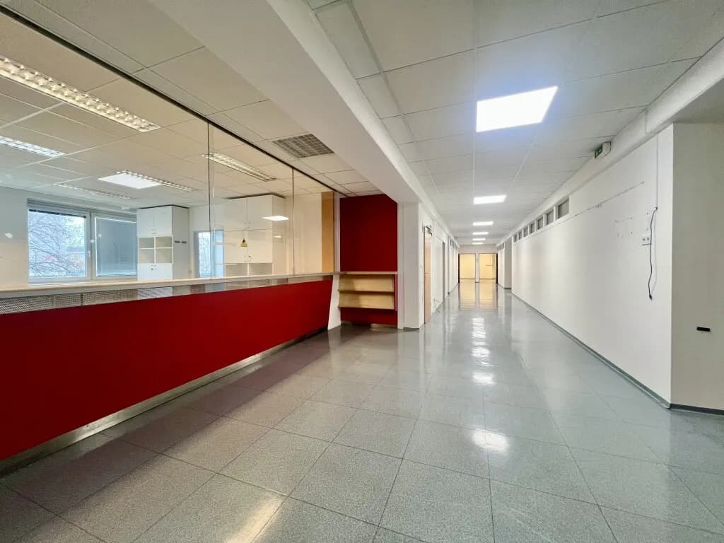 10-Zimmer-Gewerbeimmobilie mieten in Wien – 580 m², € 5.918 – Bild 12 von 17