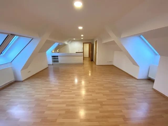4-Zimmer-Wohnung mieten in Hartberg-Fürstenfeld – 97,37 m², € 823 – Bild 2 von 16