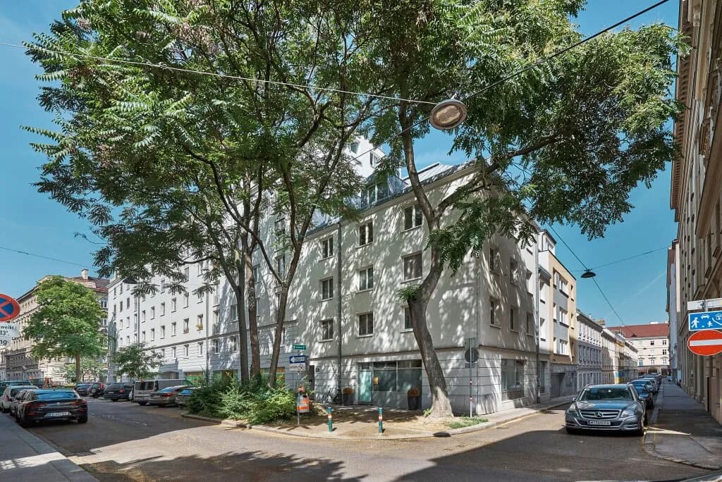 Gewerbeimmobilie kaufen in Wien – 89 m², € 314.000
