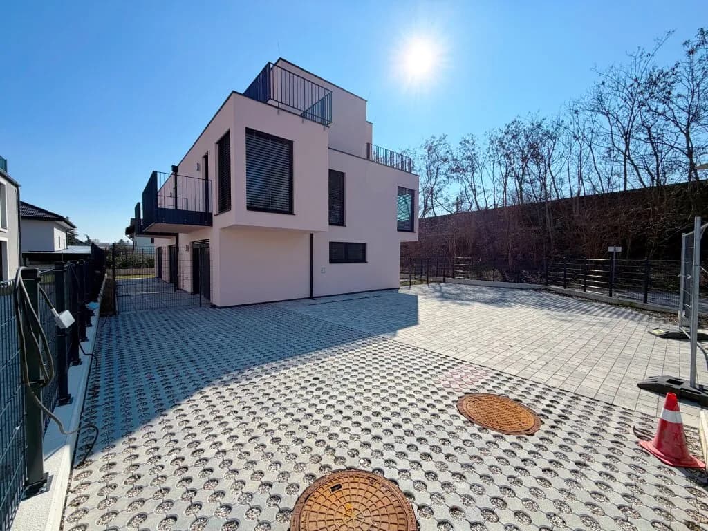 Haus kaufen in Korneuburg – 110,58 m², € 629.000 – Bild 2 von 17