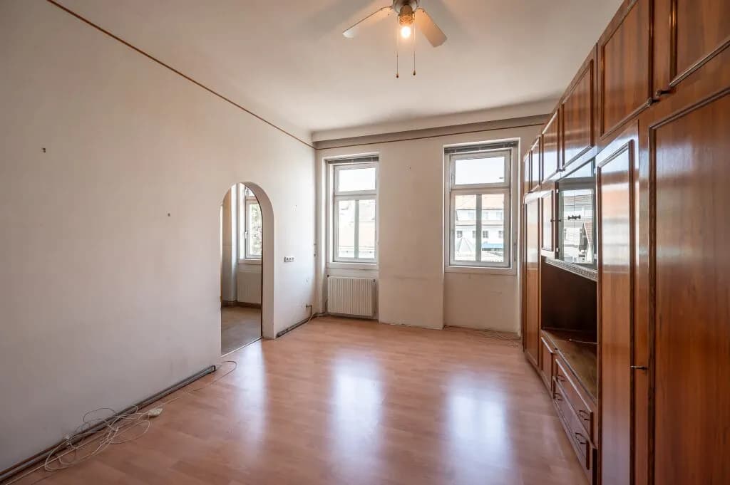4-Zimmer-Wohnung kaufen in Wien – 99,48 m², € 299.000