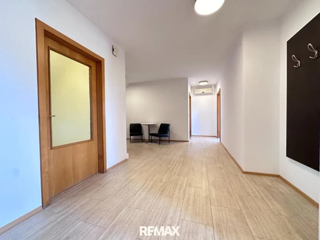 Gewerbeimmobilie kaufen in Klagenfurt Land – 306 m², € 590.000 – Bild 7 von 13
