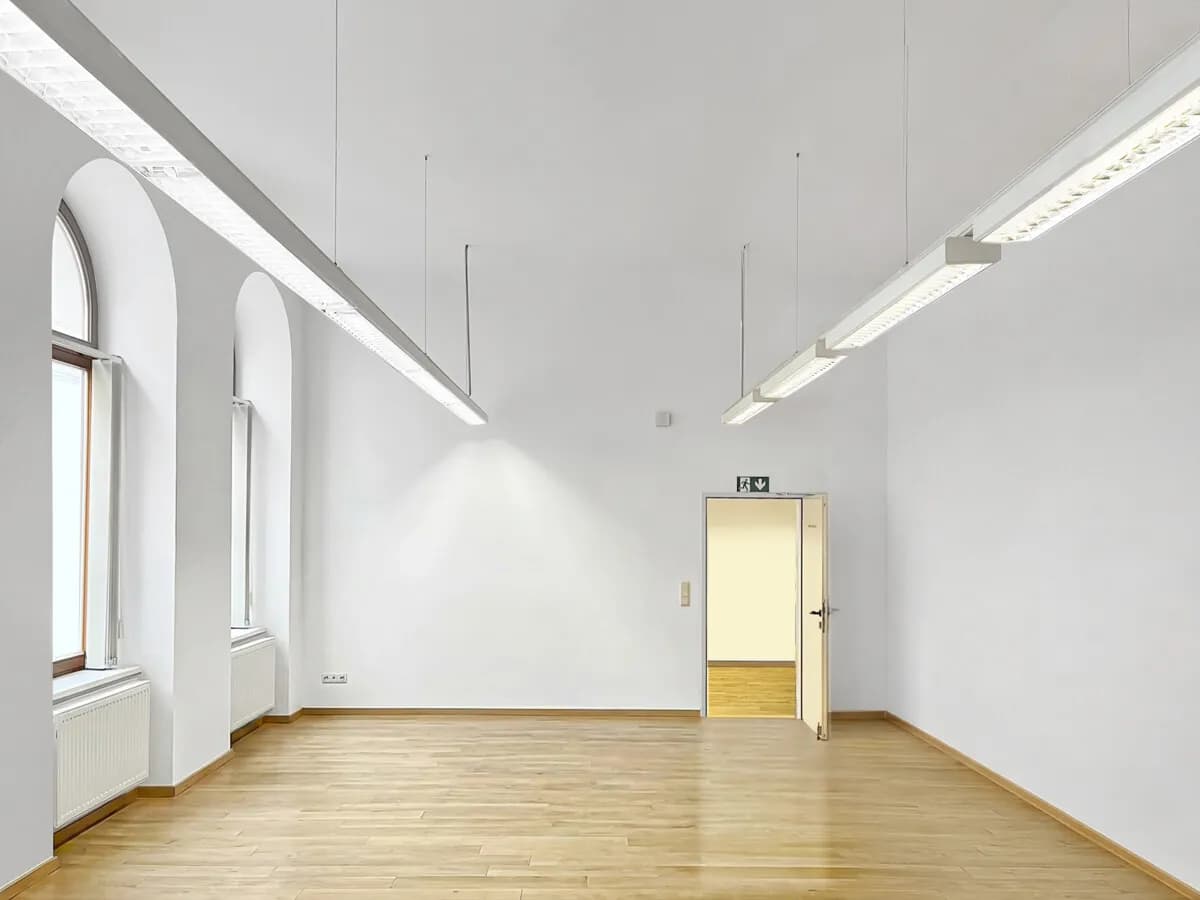 6-Zimmer-Gewerbeimmobilie kaufen in Wien – 137 m², € 514.000 – Bild 2 von 8