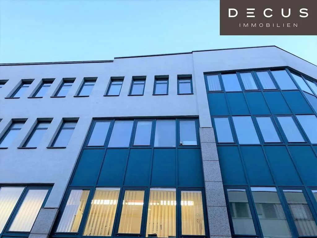 Gewerbeimmobilie mieten in Wien – 926 m², € 12