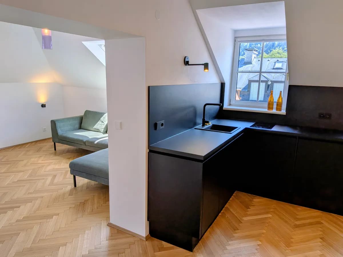 Wohnung mieten in Salzburg Stadt – 50 m², € 1.250 – Bild 2 von 13