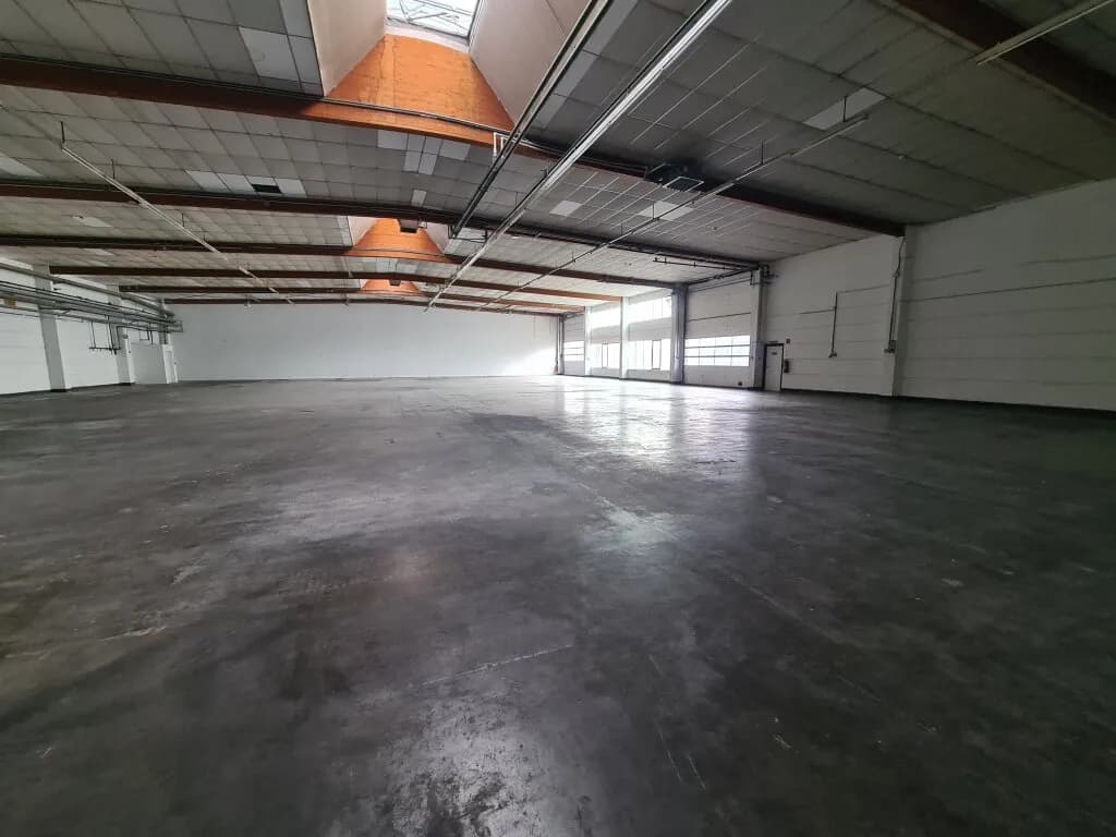 Gewerbeimmobilie kaufen in Wiener Neustadt Land – 3 320 m², € 4.814.000 – Bild 12 von 16