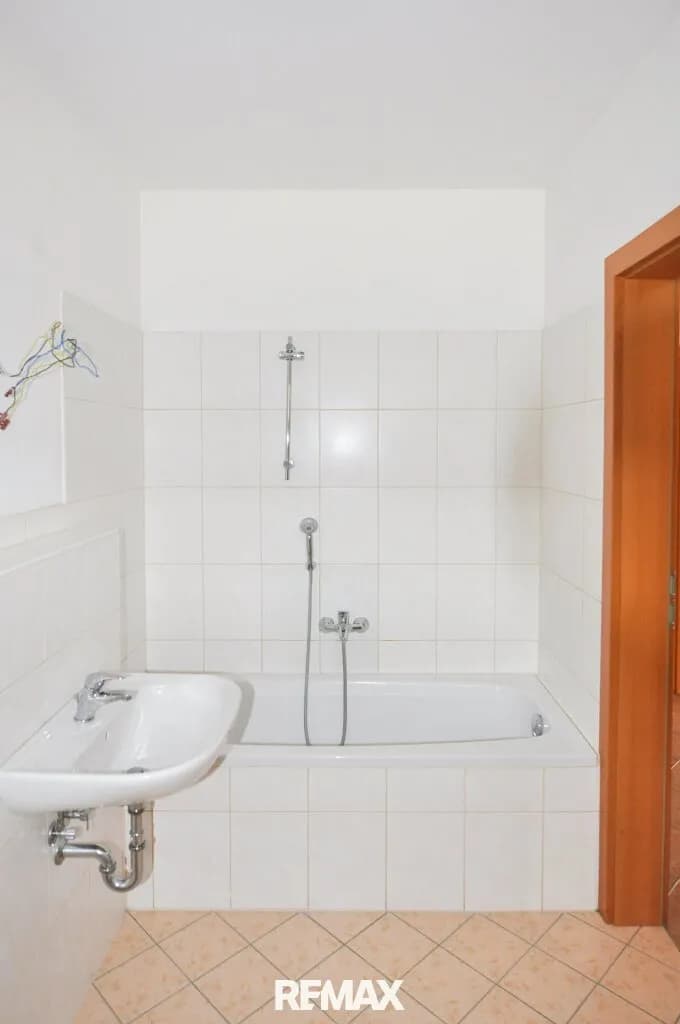 2-Zimmer-Wohnung mieten in Gmunden – 63,52 m², € 875 – Bild 7 von 8