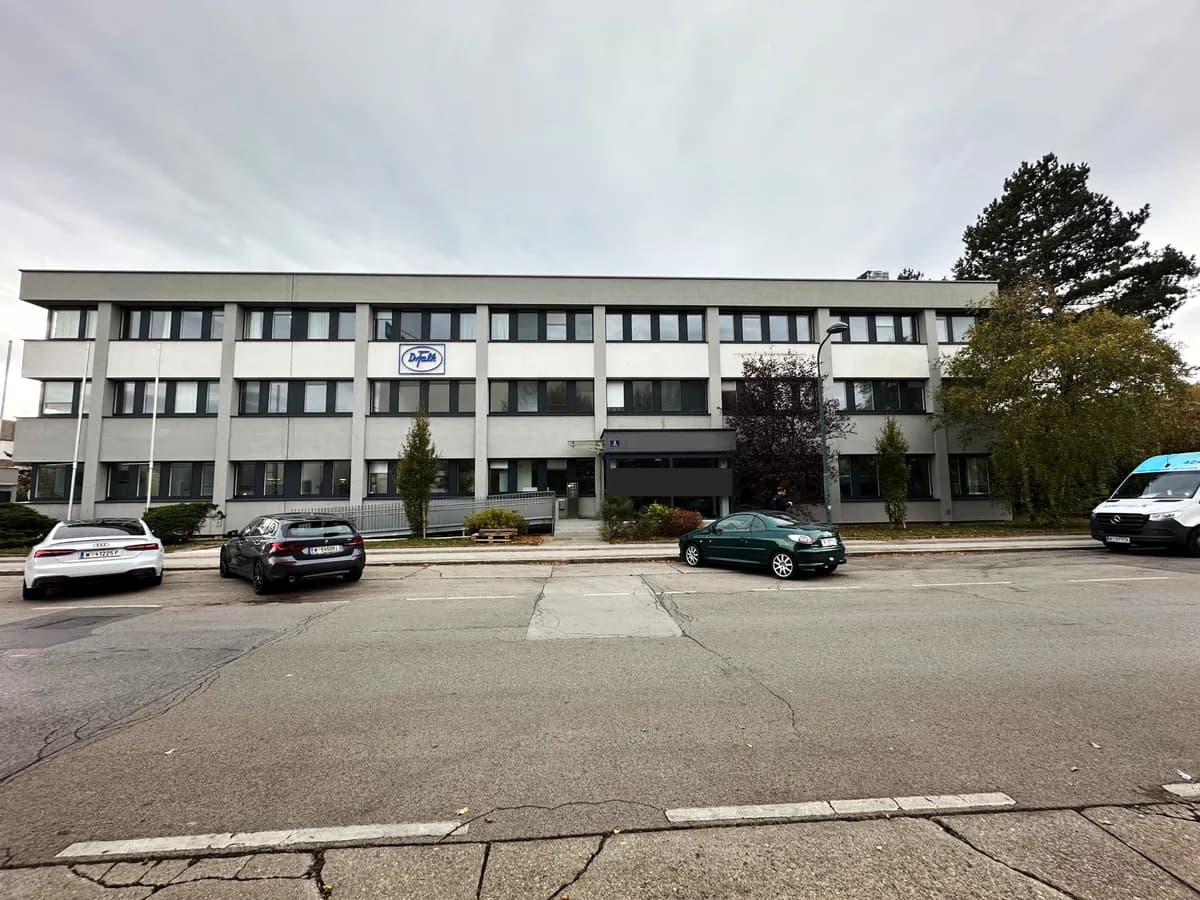 Gewerbeimmobilie mieten in Wien – 373 m², € 13 – Bild 1 von 8