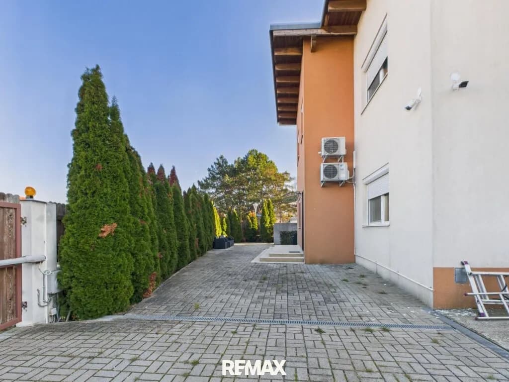 11-Zimmer-Gewerbeimmobilie kaufen in Neusiedl am See – 391 m², € 1.199.999 – Bild 21 von 37