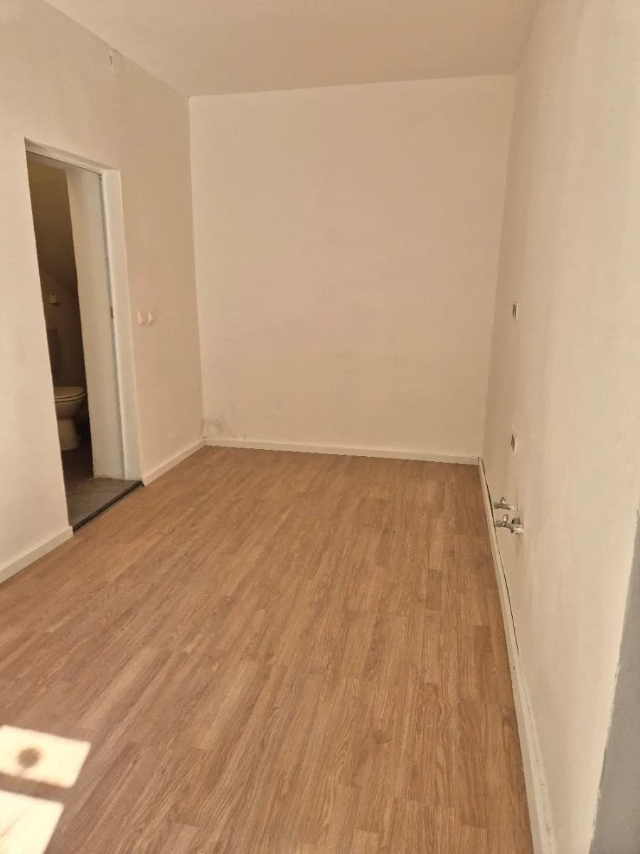 2-Zimmer-Wohnung mieten in Bruck an der Leitha – 34 m², € 420 – Bild 2 von 6