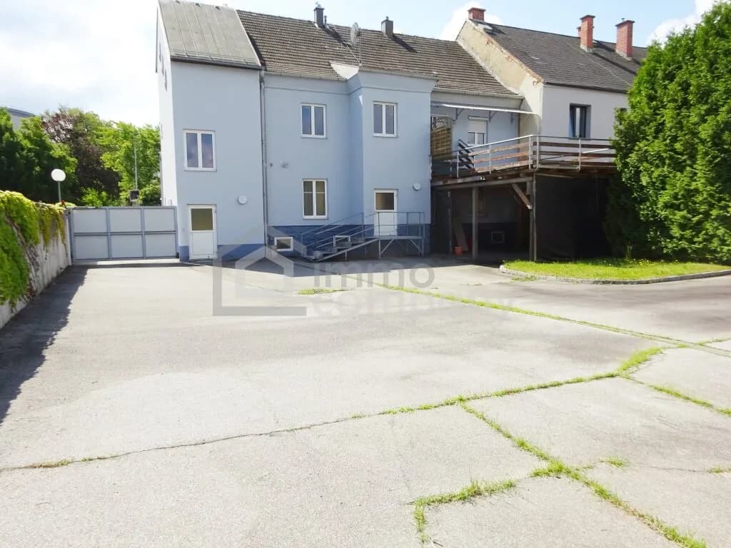 10-Zimmer-Haus kaufen in Gmünd – 280 m², € 268.000