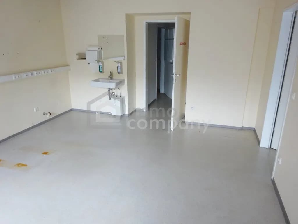 10-Zimmer-Haus kaufen in Gmünd – 280 m², € 268.000 – Bild 4 von 14