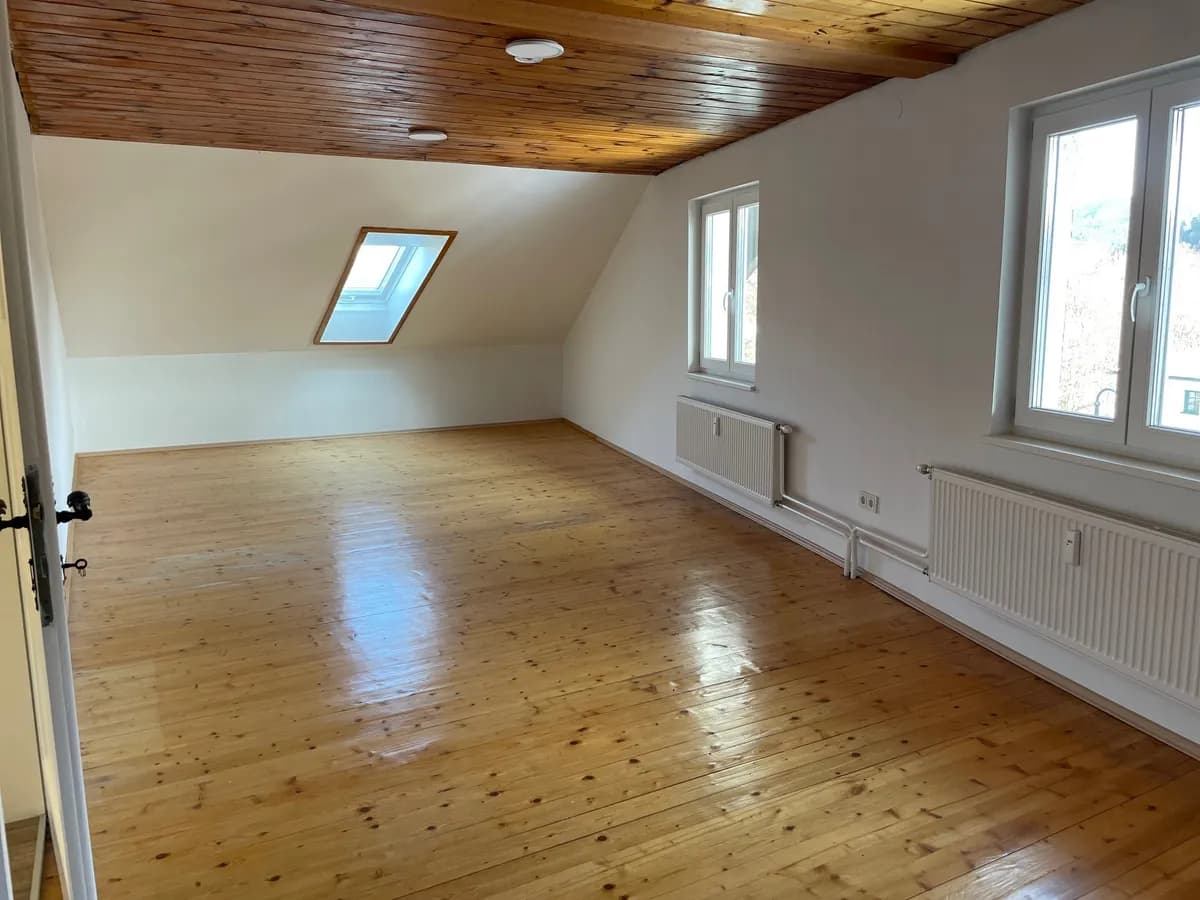 Wohnung mieten in Neunkirchen – 108 m², € 777 – Bild 3 von 5