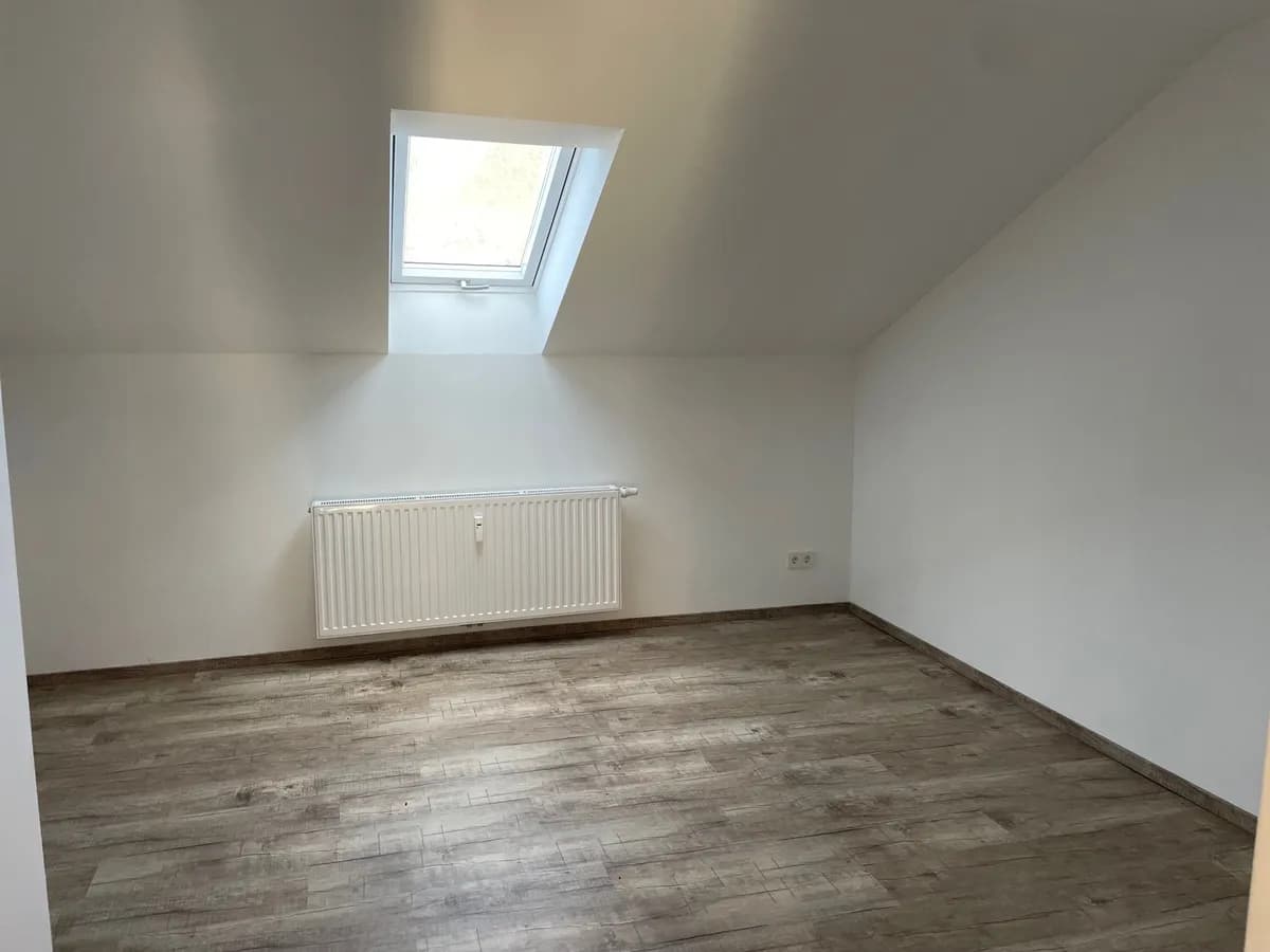 Wohnung mieten in Neunkirchen – 108 m², € 777 – Bild 4 von 5