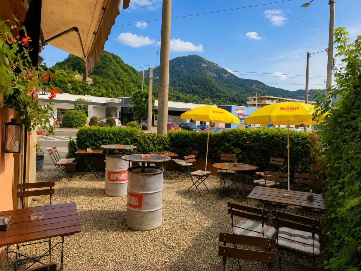 Gewerbeimmobilie mieten in Salzburg Stadt – 49 m², € 2.200 – Bild 2 von 2
