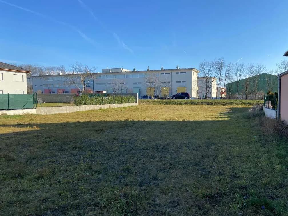 Grundstück kaufen in Baden – 779 m², € 269.000