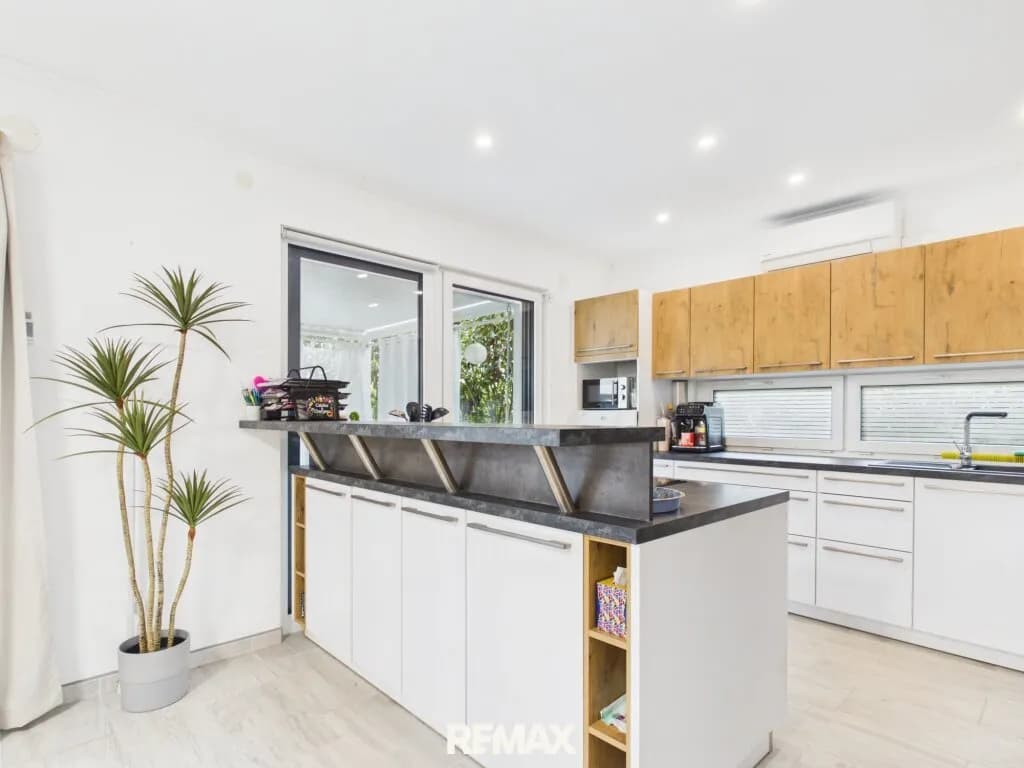 5-Zimmer-Haus kaufen in Baden – 150 m², € 390.000 – Bild 8 von 27