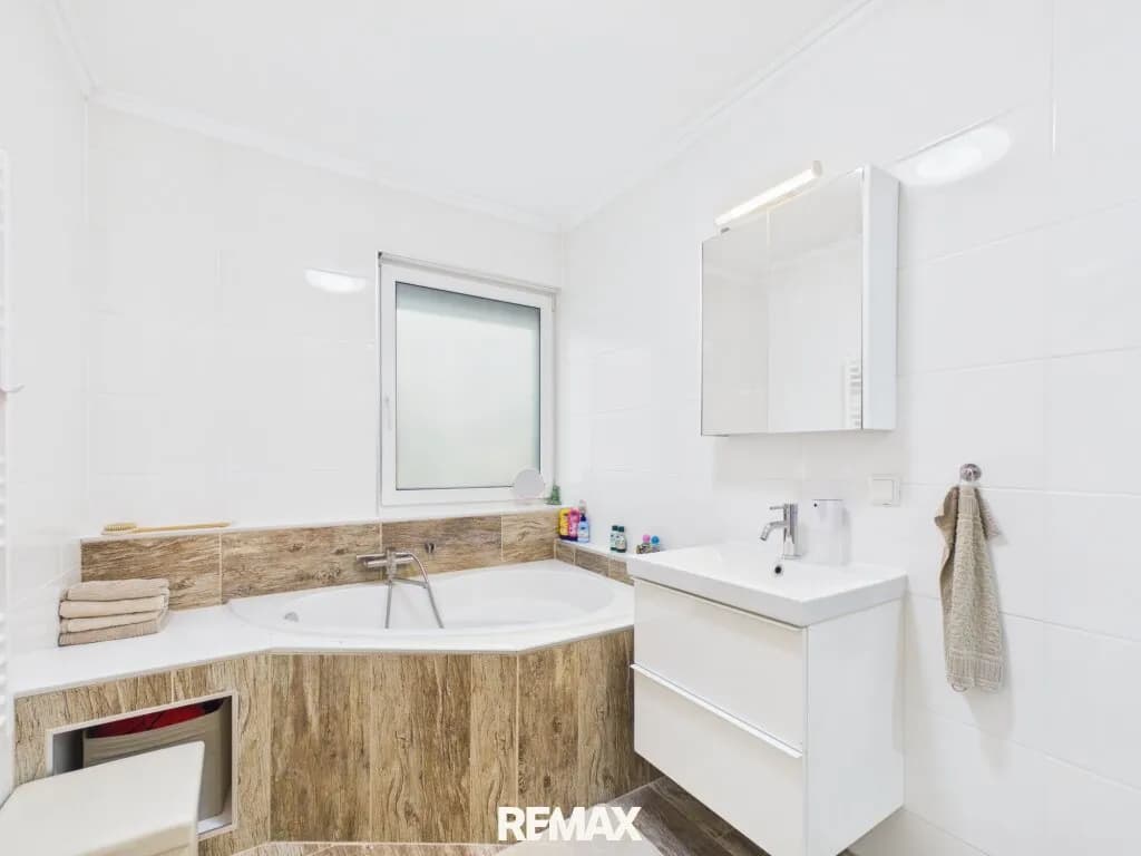 5-Zimmer-Haus kaufen in Baden – 150 m², € 390.000 – Bild 16 von 27