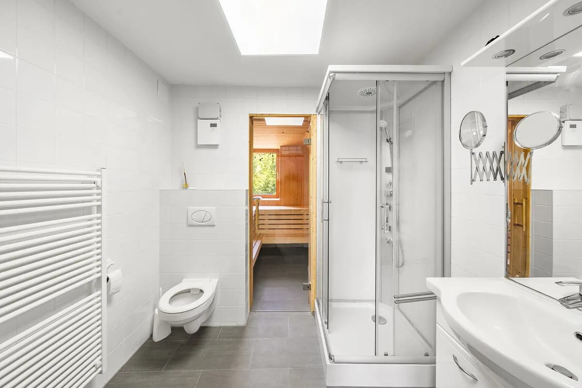 9-Zimmer-Immobilie kaufen in Wiener Neustadt Land – 400 m², € 690.000 – Bild 11 von 12