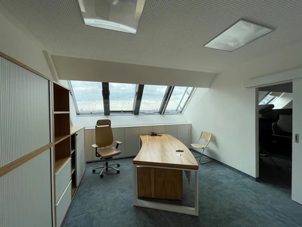 Gewerbeimmobilie mieten in Wien – 327 m², € 17 – Bild 2 von 9