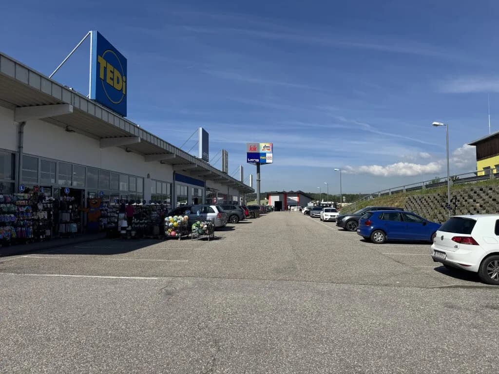 Gewerbeimmobilie mieten in Freistadt – 300 m², € 4.820