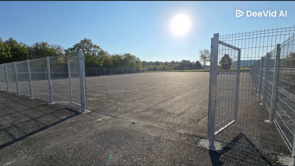 Immobilie mieten in Wiener Neustadt Land – 2 100 m², € 1