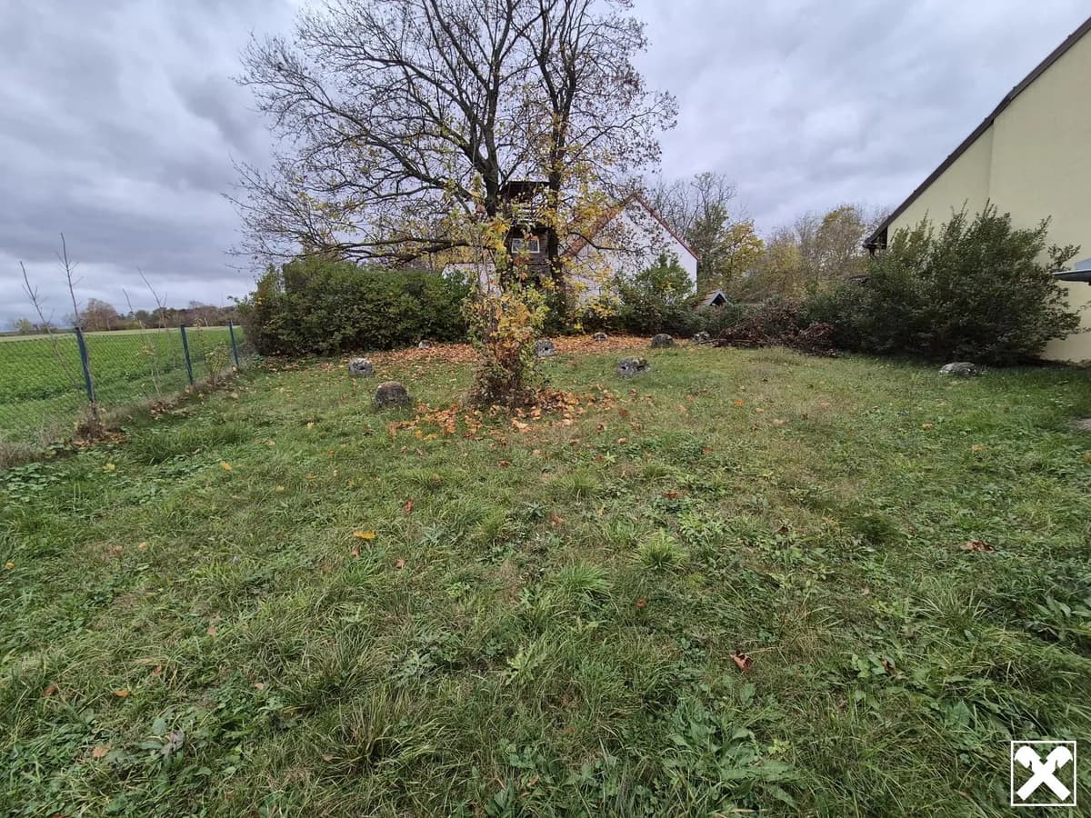 Grundstück kaufen in Hollabrunn – 388 m², € 120.000